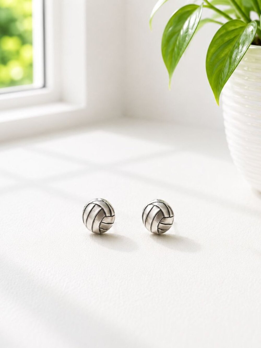Vintage Volleyball-Inspired Round Silver Stud Earrings